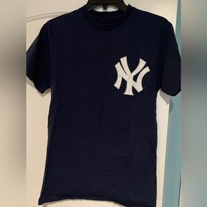 New York Yankees Navy T-Shirt with Aaron Judge name on back Size: S